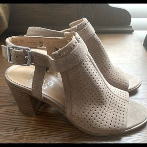 NWOT - Franco Sarto Harlet 2 Sandal